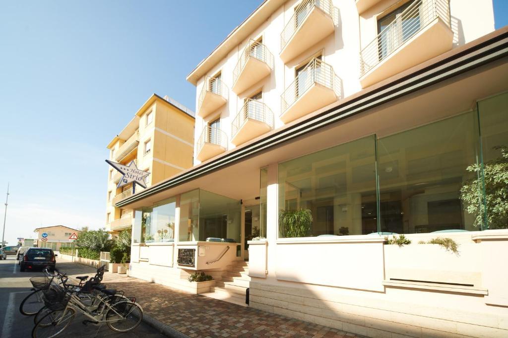 Hotel Sirio Λίντο ντι Καμαϊόρε Εξωτερικό φωτογραφία